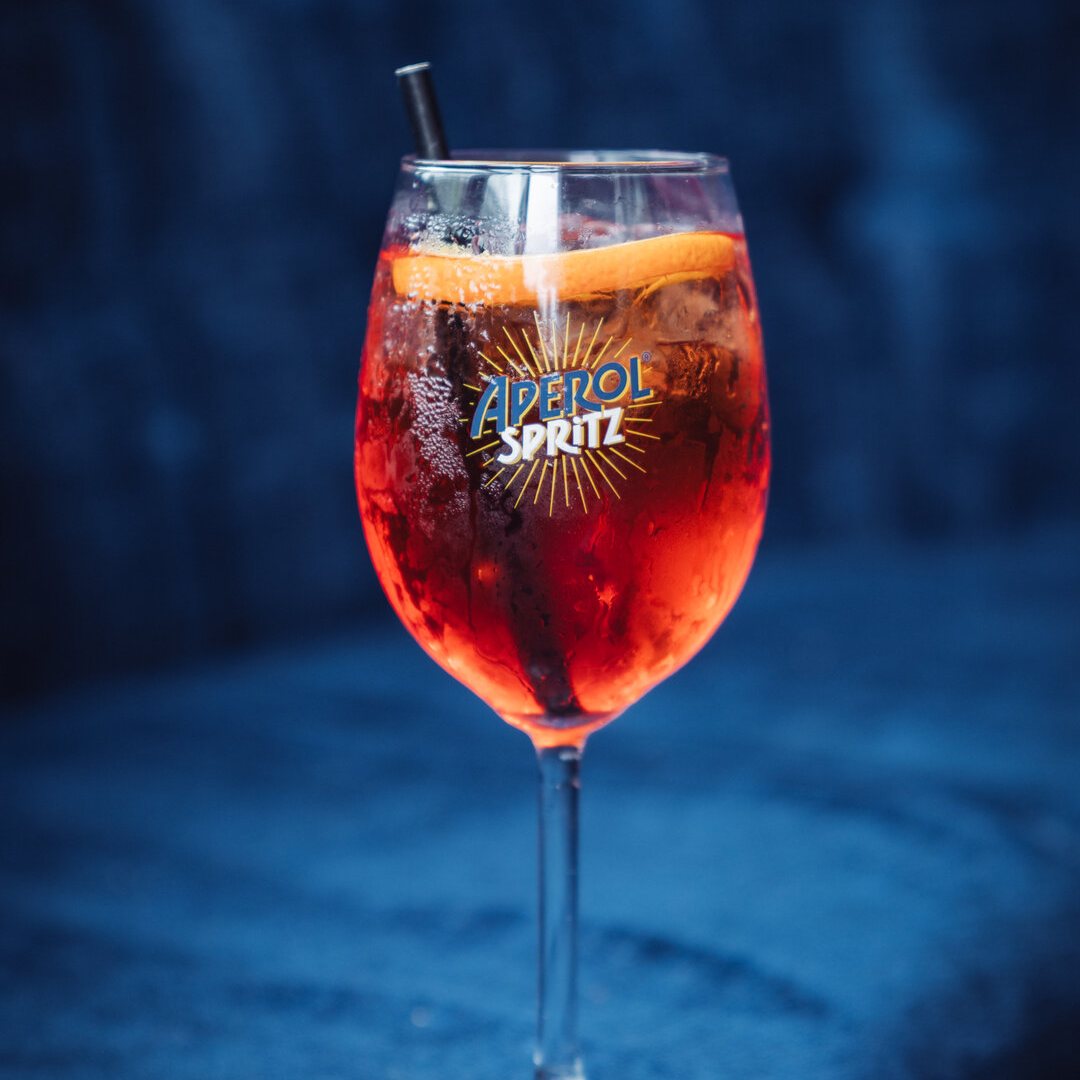 Aperol spritz bij Hotel Pauw aan de Grote Markt