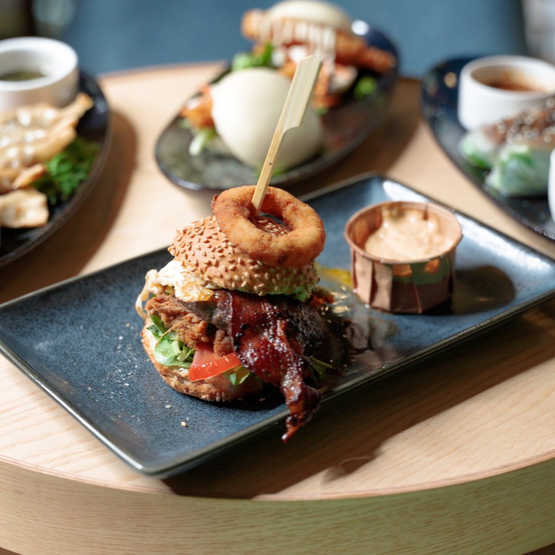 Lunch bij Hotel Pauw met burger, bao en dimsum